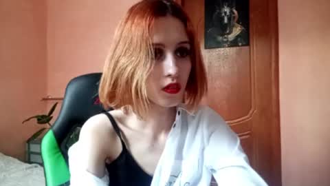 Ellie online show from 06-11-26, 03:54