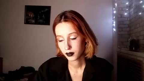 Ellie online show from 06-21-26, 04:20