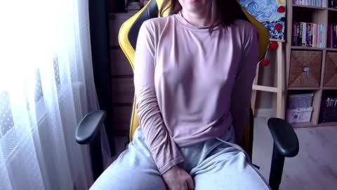 Melissa online show from 11-17-25, 07:25