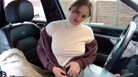 Snapshot of georgiapeachgirl chatting on 04-21-26, 01:50 Melissa online show from 04-21-26, 01:50