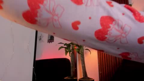 Georgina Caruso online show from 10-17-25, 09:34