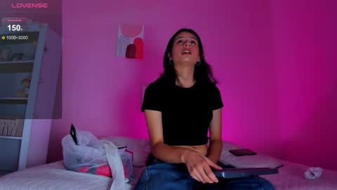 Snapshot of georgina_ferri_ chatting on 09-26-25, 05:17 GEORGINA FERRI online show from 09-26-25, 05:17