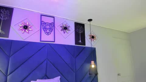 Snapshot of georgina_sensuelle chatting on 01-07-26, 10:51 Georgina online show from 01-07-26, 10:51