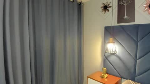 Snapshot of georgina_sensuelle chatting on 01-08-26, 10:50 Georgina online show from 01-08-26, 10:50