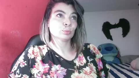 Georgina  online show from 05-06-26, 02:19
