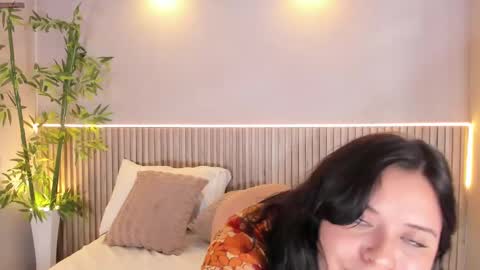 Snapshot of georginareyes chatting on 03-12-25, 01:58 GeorginaReyes online show from 03-12-25, 01:58