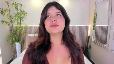 GeorginaReyes  online show from 06-24-26, 10:42