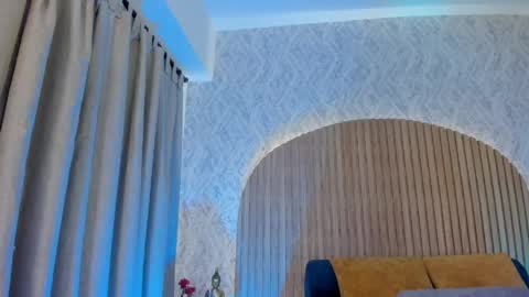 Kendal  online show from 04-13-26, 01:44