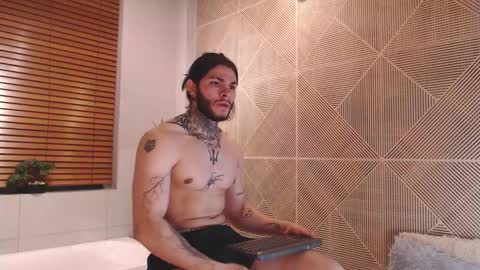 Snapshot of georgios_makris chatting on 12-15-25, 03:11 Georgios Makris online show from 12-15-25, 03:11