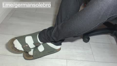 Snapshot of germansolebro chatting on 10-02-25, 06:20 GermanSoleBro online show from 10-02-25, 06:20