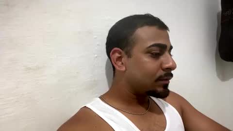 Snapshot of gersonjack chatting on 10-27-25, 10:58 gersonjack online show from 10-27-25, 10:58