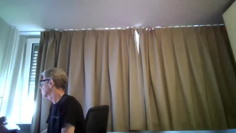 gertjan03 online show from 07-10-26, 10:51