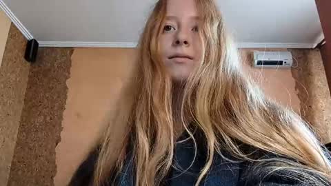 Kate online show from 05-22-26, 02:08