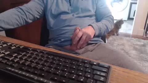 Snapshot of gethoggy chatting on 10-23-25, 02:16 gethoggy online show from 10-23-25, 02:16