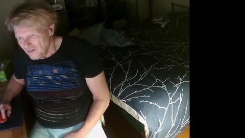 Snapshot of gethyn chatting on 12-08-24, 07:58 Gethyn online show from 12-08-24, 07:58