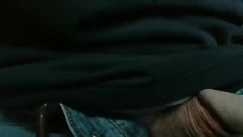 Snapshot of gettingstiff chatting on 09-18-25, 01:35 gettingstiff online show from 09-18-25, 01:35