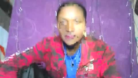 Snapshot of gggloria chatting on 05-07-26, 05:18 gggloria online show from 05-07-26, 05:18