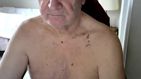 Snapshot of gh1952ma chatting on 02-05-25, 11:34 Gisse online show from 02-05-25, 11:34