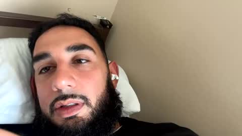 Snapshot of ghaleb20 chatting on 05-17-26, 02:24 ghaleb20 online show from 05-17-26, 02:24