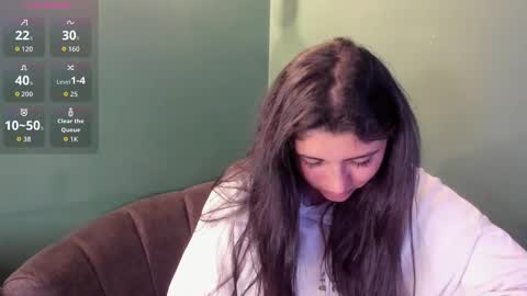 Danna Astrom online show from 10-24-25, 04:53