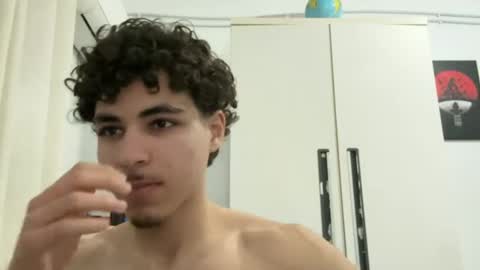 Snapshot of ghilassss chatting on 02-18-26, 11:17 ghilassss online show from 02-18-26, 11:17