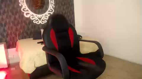 Snapshot of ghost__girl_ chatting on 09-25-25, 08:45 Your Girl online show from 09-25-25, 08:45