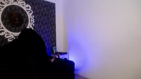 Snapshot of ghost__girl_ chatting on 10-14-25, 03:29 Your Girl online show from 10-14-25, 03:29