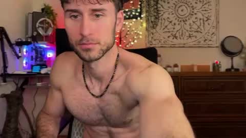 Snapshot of ghostdaddy9 chatting on 10-30-25, 09:26 big boy ghost face online show from 10-30-25, 09:26