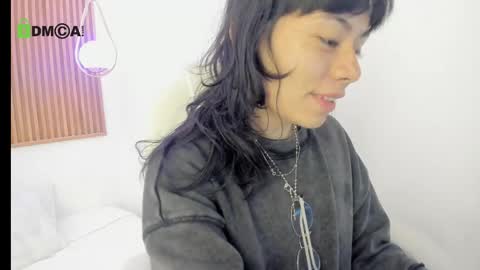 Milaa online show from 05-07-26, 01:49