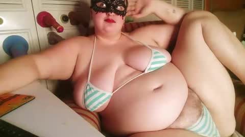 Snapshot of ghostrideaway chatting on 12-12-24, 10:56 Vakmu online show from 12-12-24, 10:56