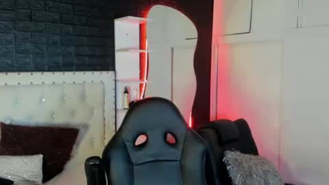 Allison  online show from 02-07-25, 09:37