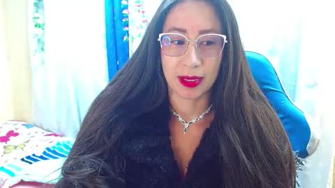 Gia  online show from 11-08-25, 02:39