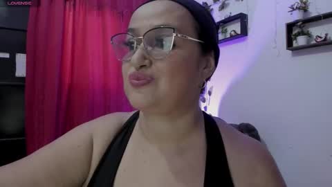 nahomi online show from 11-09-25, 04:27