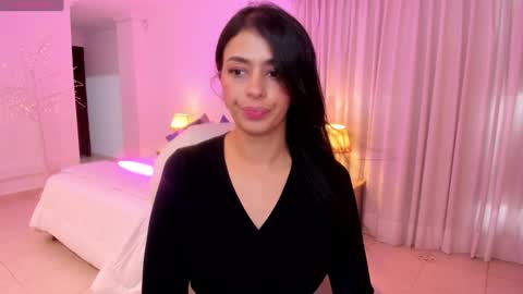 Snapshot of gia_watsonn chatting on 12-30-24, 07:11 Gia online show from 12-30-24, 07:11