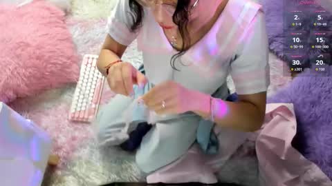 Snapshot of giaa_rossi chatting on 10-07-25, 02:14 giaa rossi online show from 10-07-25, 02:14