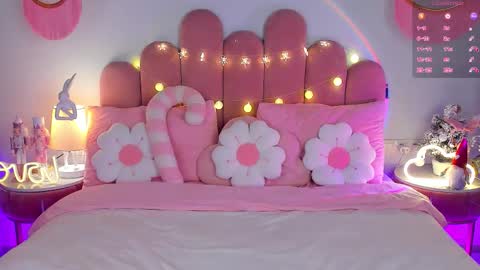 Gia online show from 01-07-26, 01:24