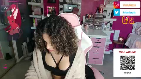 Gia Dior  online show from 11-04-25, 08:30