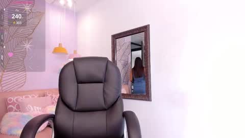 Gia  online show from 03-07-25, 06:33