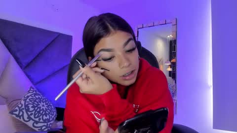 Gia  online show from 11-13-25, 05:23