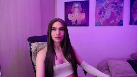 Gia Mint  online show from 04-29-26, 05:55