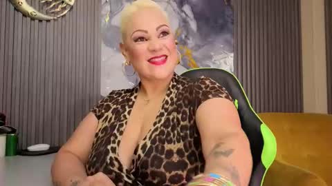   online show from 03-25-26, 07:53