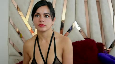 GiannaDreams online show from 05-18-26, 04:13