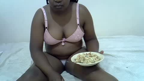 Giannah online show from 02-23-25, 07:55