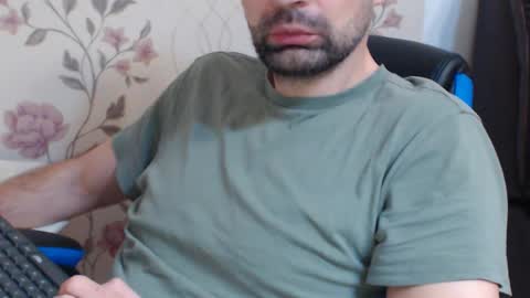Snapshot of gianni_lion chatting on 02-03-26, 04:23 Gianni online show from 02-03-26, 04:23