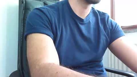 Snapshot of gianniamalfi chatting on 10-26-25, 02:12 gianniamalfi online show from 10-26-25, 02:12