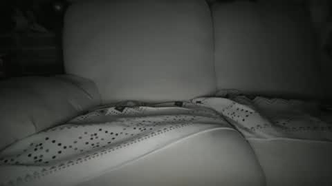 Snapshot of giantjunkjack chatting on 12-26-24, 07:27 Giantjunkjack online show from 12-26-24, 07:27