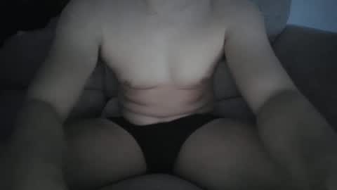 Snapshot of giantjunkjack chatting on 10-25-25, 09:53 Giantjunkjack online show from 10-25-25, 09:53