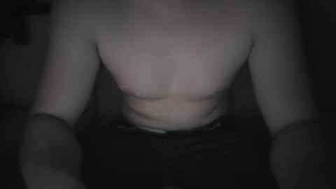 Snapshot of giantjunkjack chatting on 11-25-25, 09:15 Giantjunkjack online show from 11-25-25, 09:15