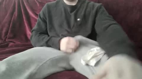 Snapshot of giantjunkjack chatting on 05-20-26, 03:18 Giantjunkjack online show from 05-20-26, 03:18
