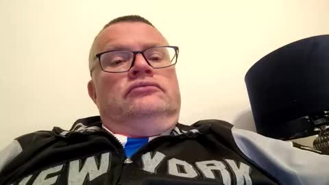 giddyup2222222 online show from 04-21-26, 12:01